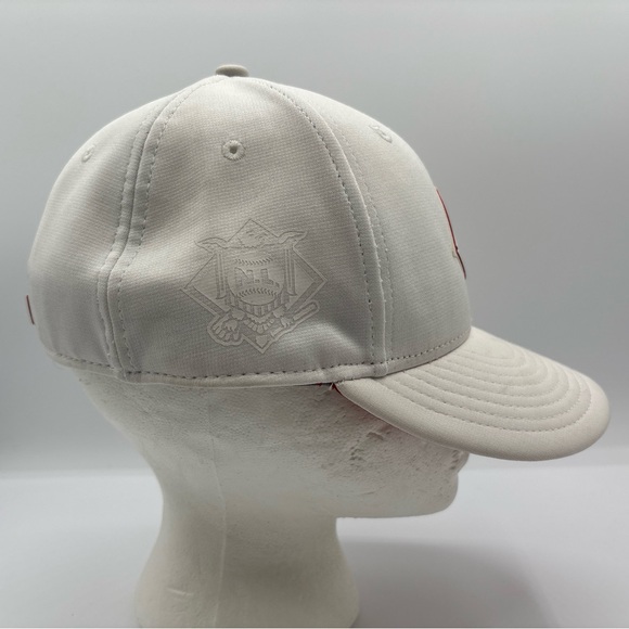Cincinnati Reds MLB NL New Era White 59fifty 7 1/4 Genuine MerchandiseFitted Hat - Picture 10 of 15
